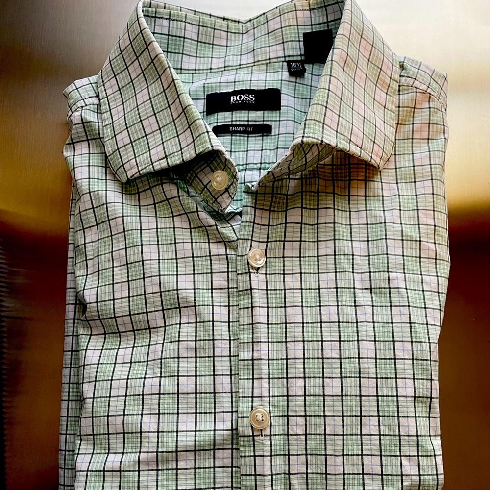 Hugo Boss Sharp Fit dress shirt.